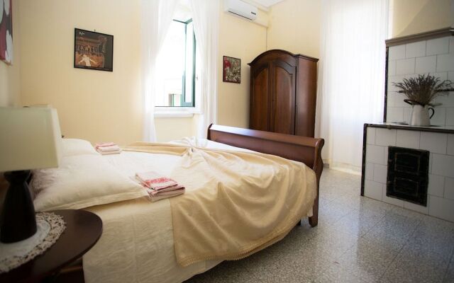 Piazzetta San Giovanni B&B