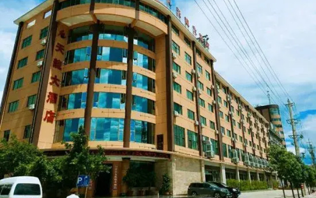 Tianlong Hotel (Lufeng South Railway Station Jinshan Ancient Town Branch)