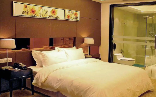 Yulong International Hotel