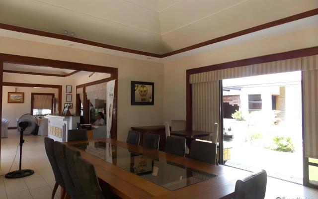 237 Sheridan Boutique Resort