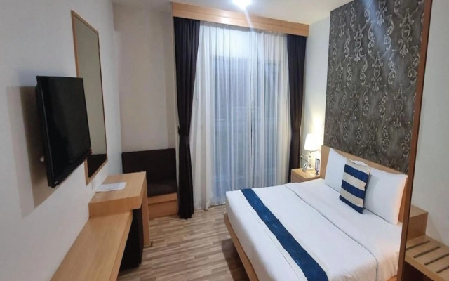 iCheck inn Central Patong