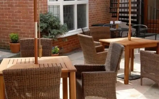 The Lion Pub with Rooms