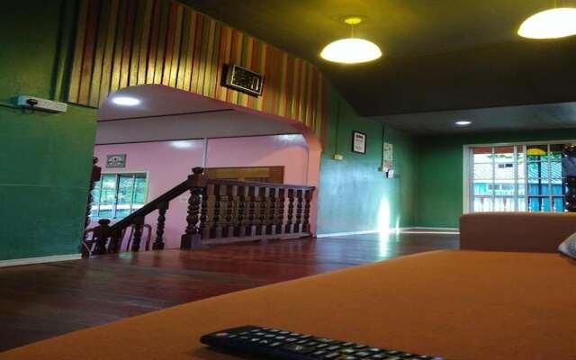 OYO 90195 Anjung Rehat Jamsari