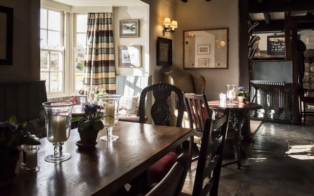 The Howard Arms