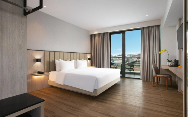 Santika Hotel Batam – Guest Rooms – Batam