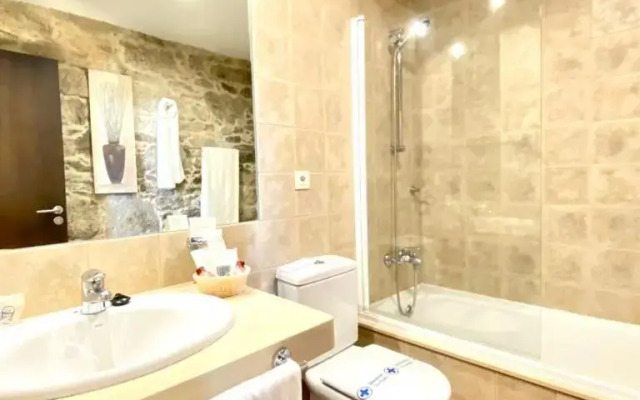 Hotel Pazo de Lestrove by Pousadas de Compostela
