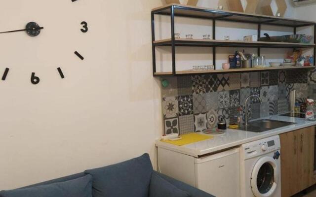 Lovely 1 bedroom apartment near Eye of Tirana