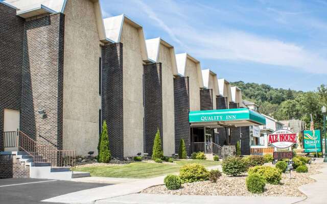 Quality Inn & Conference Center Franklin Downtown