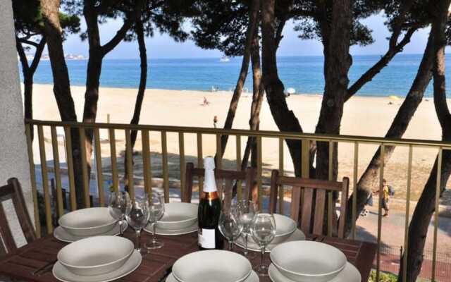 Apartamento Moderno Para 6 Personas en Cambrils