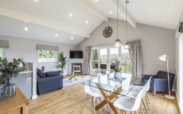 Throstle Nest Farm Lodges