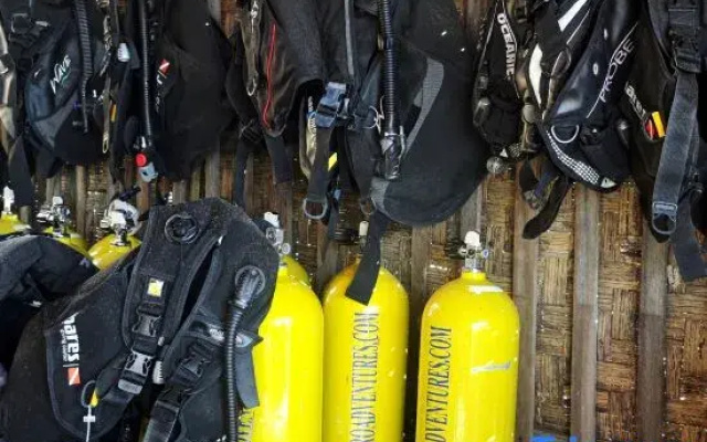 Goroadventures and Dive Resort