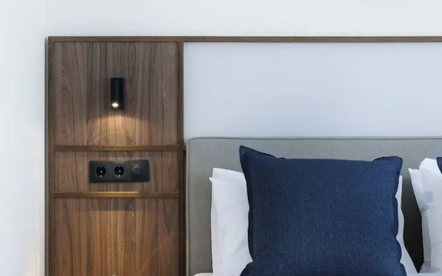MoRe by Zoia Living
