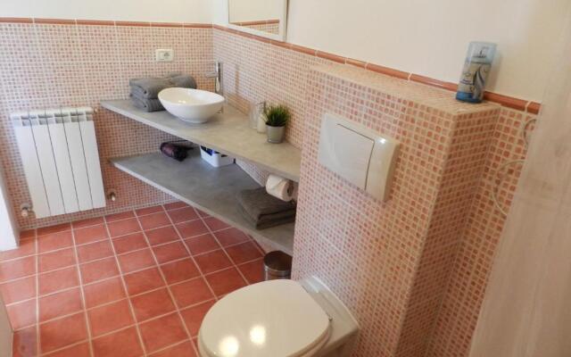 Rosa nel Pozzo Apartments and B&B