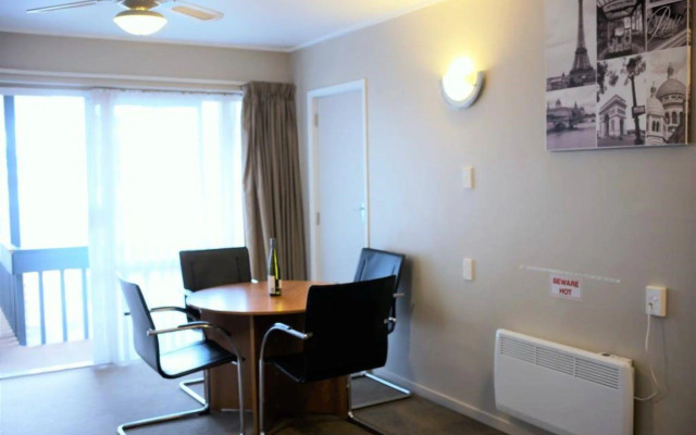 Kiwi Studios Motel