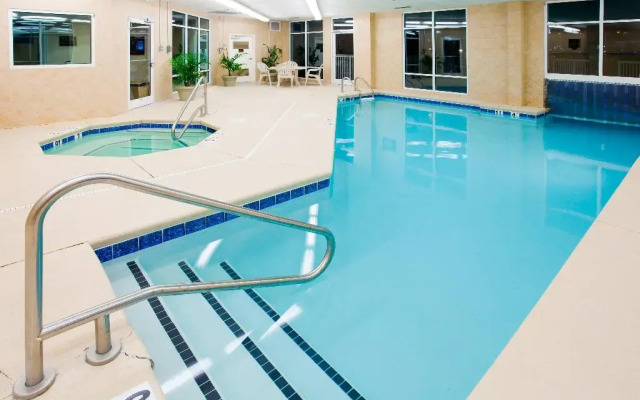 Holiday Inn Express & Suites Asheville Downtown by IHG