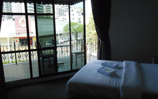 D'Beach Street Lodge