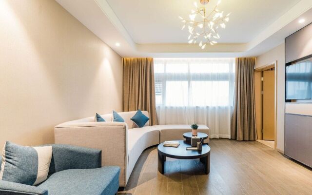 Atour Hotel Nanjing Road Small White Building Tianjin