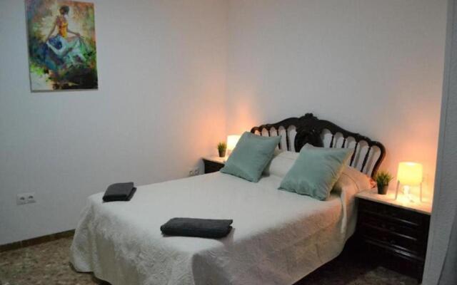 1 Bedroom Studio Apartment Nice and Modern ideal for the beach and city centre