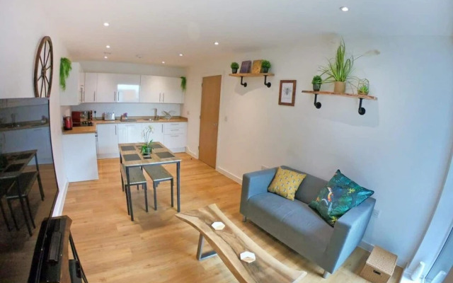 Luxury Apartment Near Piccadilly Station