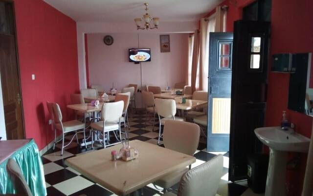 Chrysalis Guest House and Restaurant