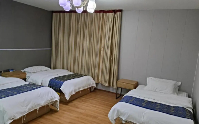 Kunming Huangting Hotel Changshui Airport