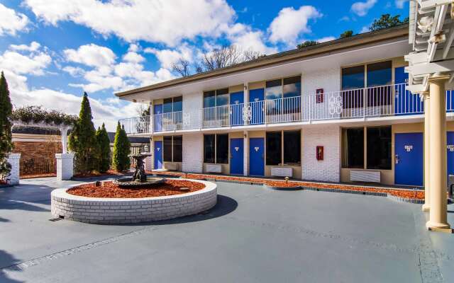 Motel 6 Lagrange, GA