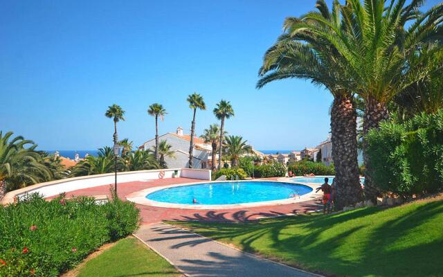 Apartment in Santa Pola with parking space
