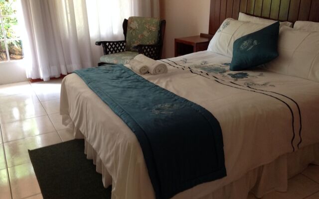Lynn's Guest House