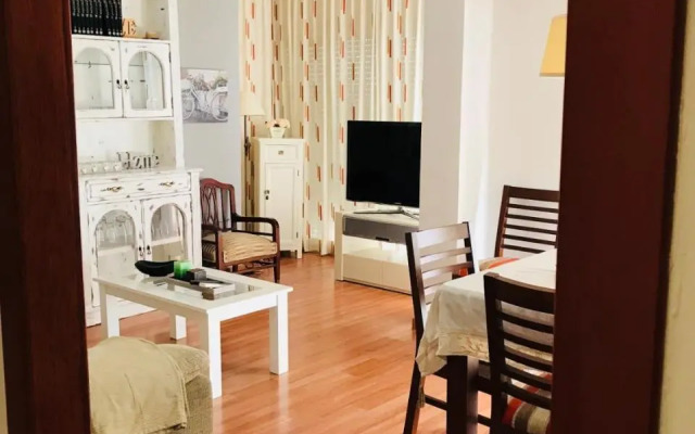 Cristina Apartamento Center