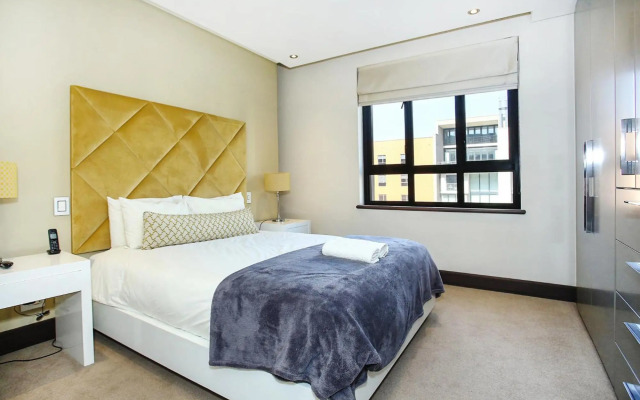 Melrose Arch Luxury Apartment