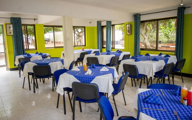 Travel Hotel
