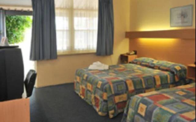 Windsor Heritage Motel