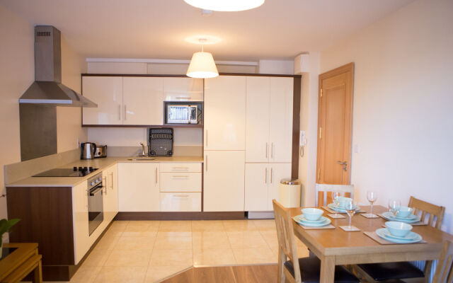 Broc House Suites