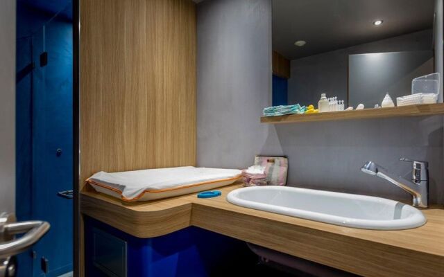 Yooma Urban Lodge Tour Eiffel