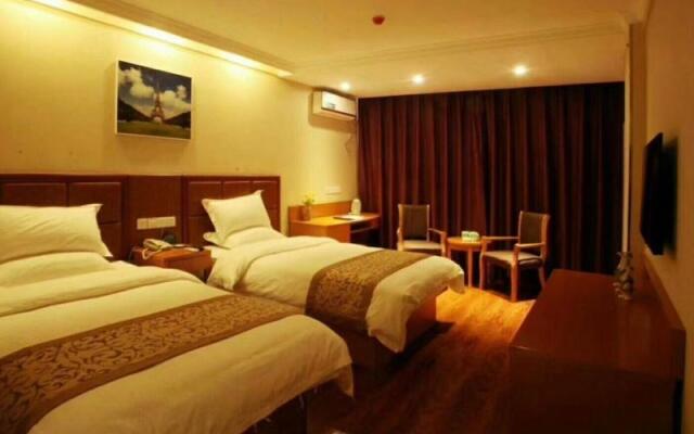 GreenTree Inn Luoyang Yichuan County Yilong Avenue Express Hotel