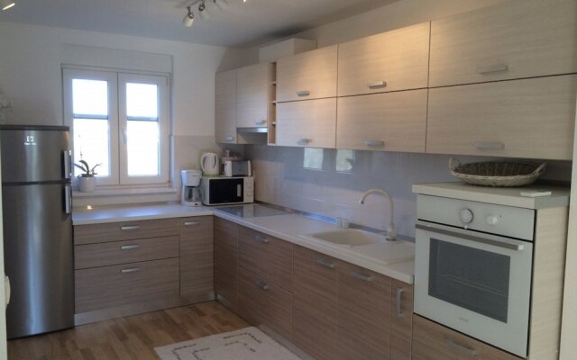 Apartment Hennion / Two Bedrooms A3 Liam