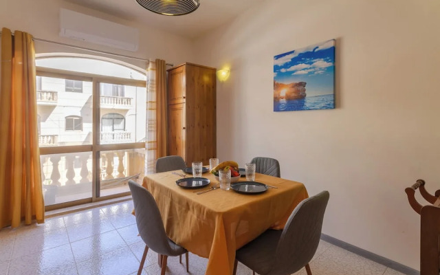 Modern Seaview Apart In Marsalforn Gozo