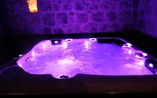 Stone Villa Rea
