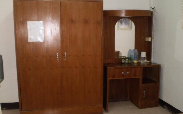 Golden Iyara Resort