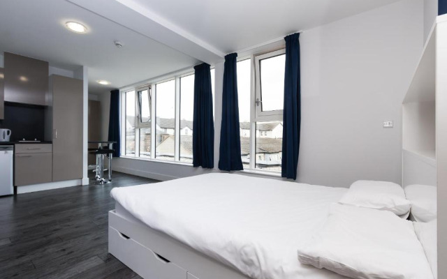 Destiny Student - Holyrood (Brae House)