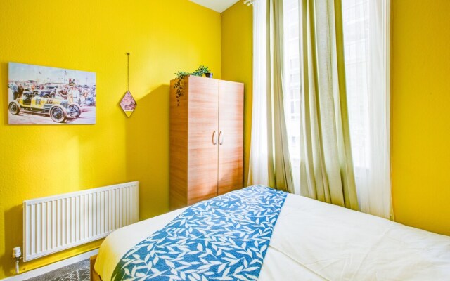 Inviting 2-bed Budget Apartment in London