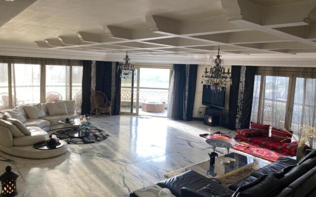 Diamond Cairo apartment 4 Bed Rooms