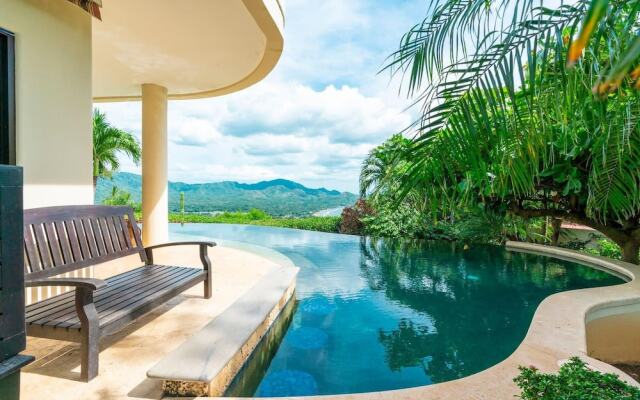 Hacienda-style Villa With Pool and Sweeping Ocean Views Above Potrero