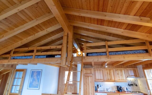 Chalet Belle Vue 10 Pers Fireplace Apple TV