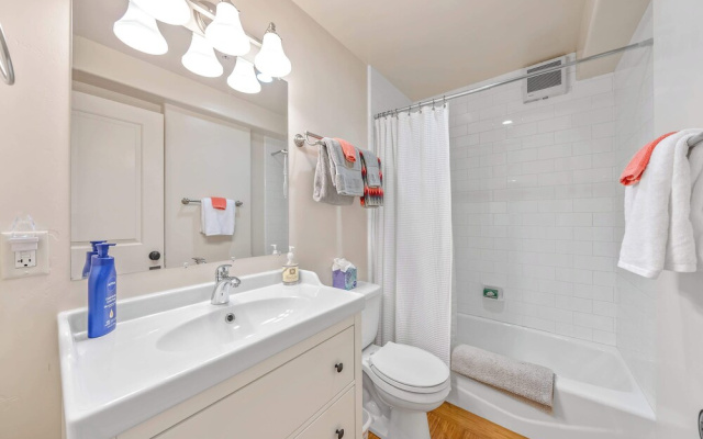 Carmel Romantic Escape for 2