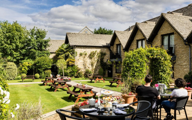 The Holt Hotel