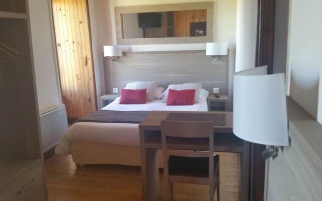Le Relais De Launay