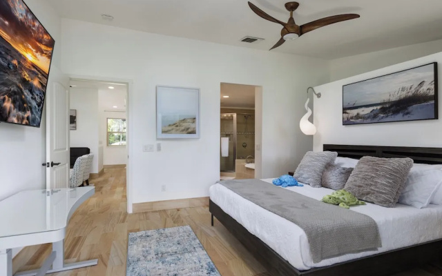 Luxury Living with Pool Access
