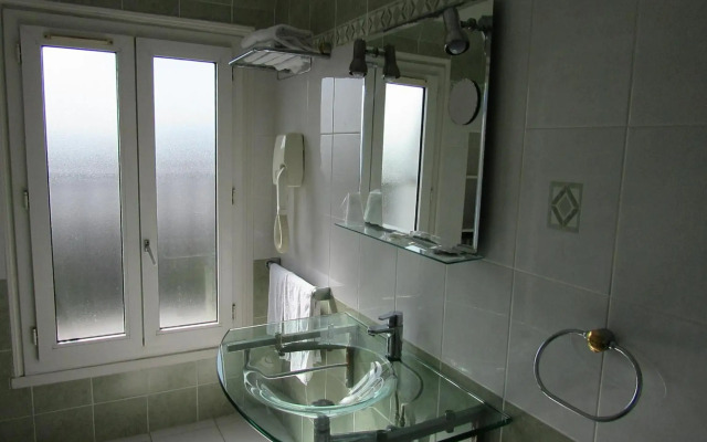 Serela Cihampelas Hotel