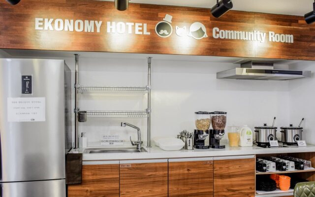 Ekonomy Haeundae Guesthouse
